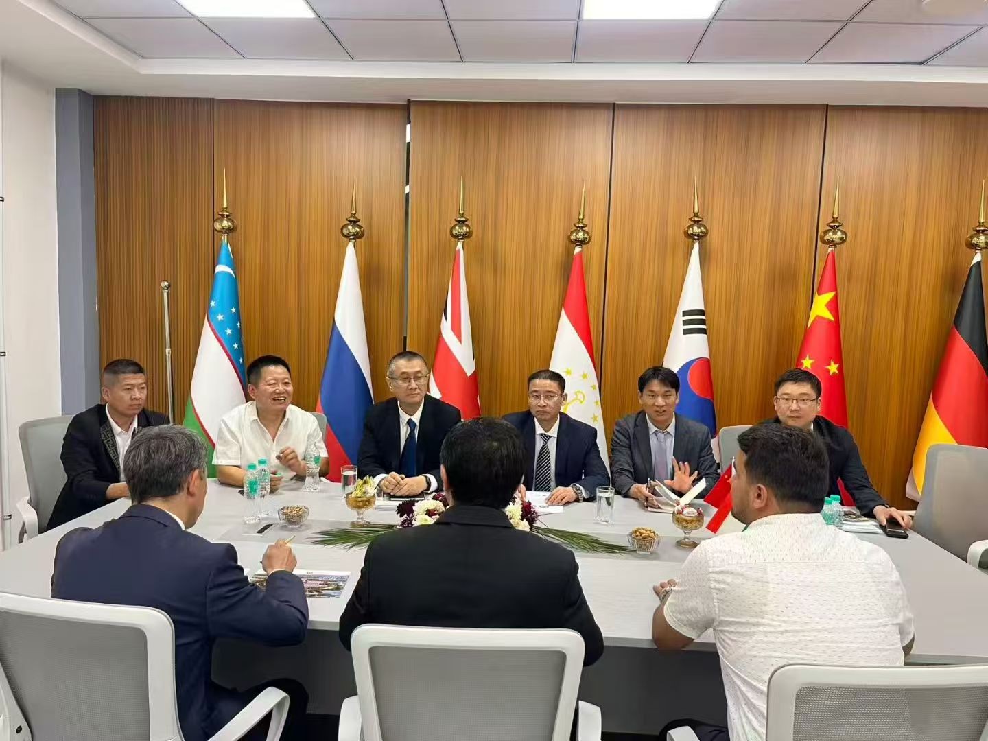 1759215183767580.jpg 5ff3795f8167e71a94a7768ba41ec38e.jpg